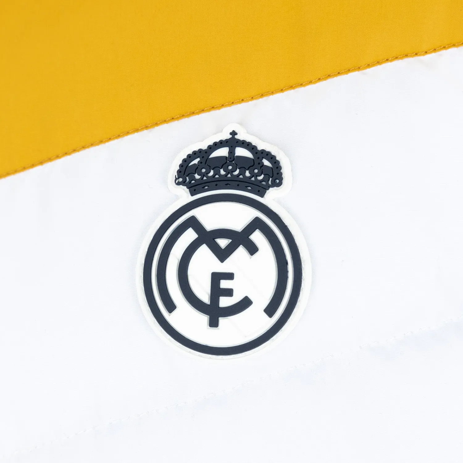 Kinder MBA Solutions Jacken|Outerwear Kinder Steppjacke in V-Form Blau